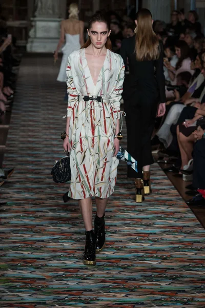Look 38